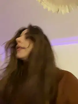 Mary Leaf online show from February 17, 11:54 pm