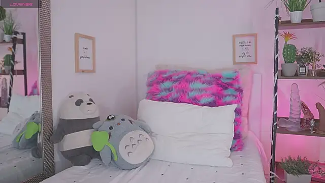 Hade collinss online show from January 15, 8:01 pm