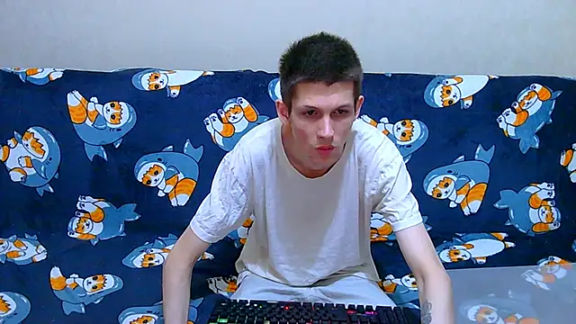 Lester Broo online show from May 19, 9:33 pm