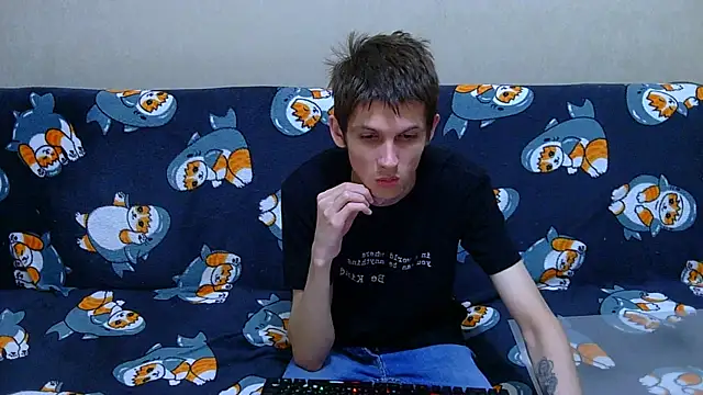 Lester Broo online show from July 11, 9:37 pm