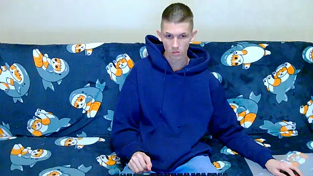 Snapshot of Lester_Broo chatting on October 5, 9:49 pm Lester Broo online show from October 5, 9:49 pm