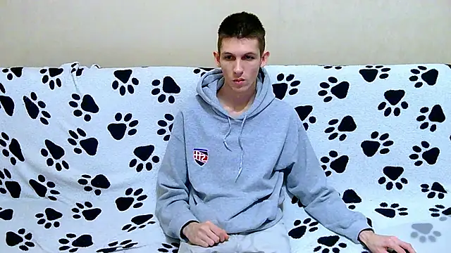 Lester Broo online show from March 23, 7:25 pm