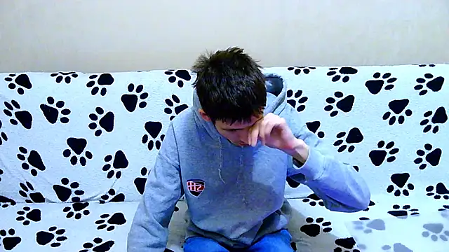 Snapshot of Lester_Broo chatting on February 26, 5:24 pm Lester Broo online show from February 26, 5:24 pm