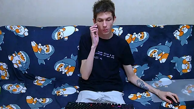 Lester Broo online show from June 17, 9:47 pm