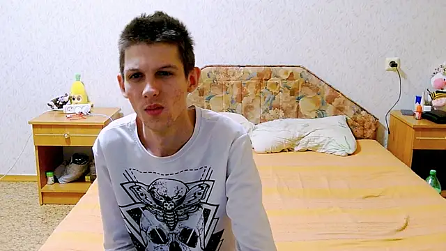 Snapshot of Lester_Broo chatting on March 9, 3:01 am Lester Broo online show from March 9, 3:01 am