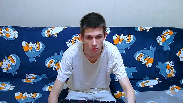Lester Broo online show from May 22, 7:45 pm