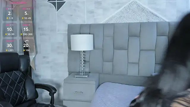 BellaaStorm online show from October 24, 4:55 am