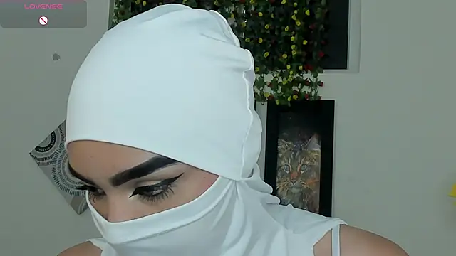 Maissa Alabi online show from October 21, 7:35 pm