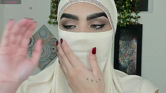 Maissa Alabi online show from November 5, 7:39 pm