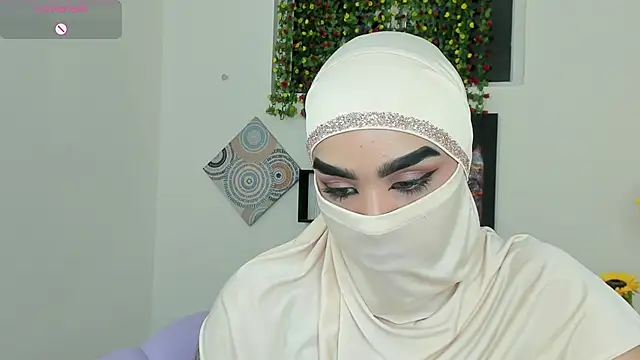 Maissa Alabi online show from November 13, 6:56 pm