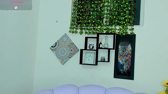 Maissa Alabi online show from December 13, 8:04 pm