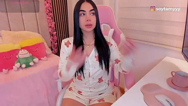 tamy xoo online show from December 19, 5:37 pm