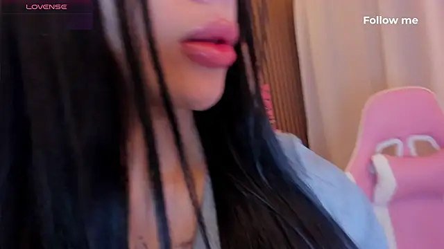 tamy xoo online show from January 18, 6:11 pm