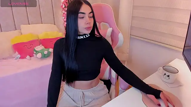 tamy xoo online show from February 7, 5:10 pm