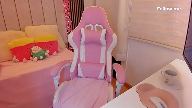 tamy xoo online show from February 13, 6:08 pm