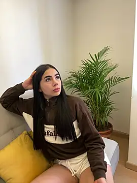 tamy xoo online show from January 9, 7:10 pm