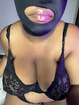 Lilymoonshow online show from April 8, 12:12 am