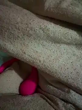 Lilymoonshow online show from March 12, 4:22 pm