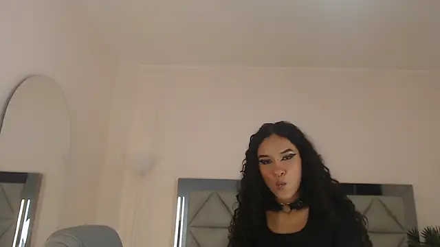 Snapshot of ilitzy_cardona chatting on January 11, 3:46 am ilitzy cardona online show from January 11, 3:46 am