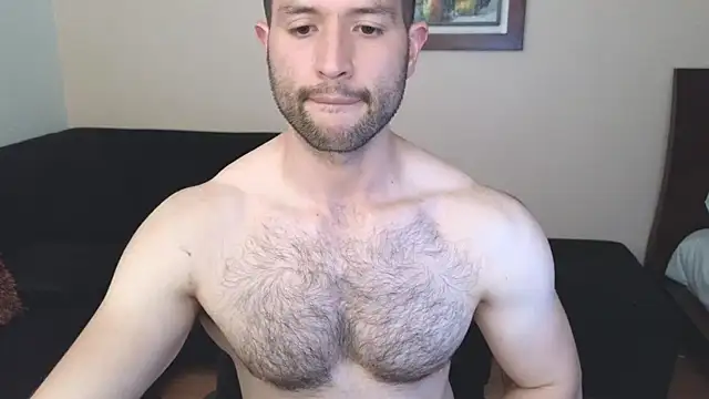 Snapshot of hairyncuteass chatting on February 16, 6:32 pm hairyncuteass online show from February 16, 6:32 pm