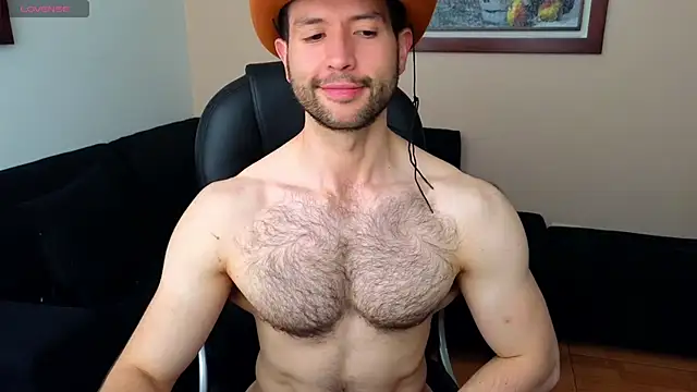 Snapshot of hairyncuteass chatting on October 8, 1:56 pm hairyncuteass online show from October 8, 1:56 pm