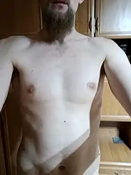 larzik94 online show from February 27, 6:19 pm