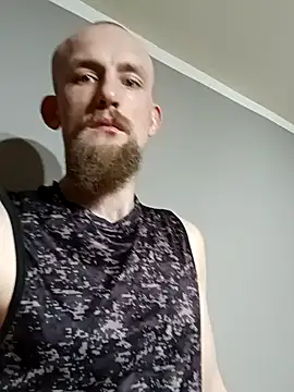 larzik94 online show from February 11, 6:30 pm