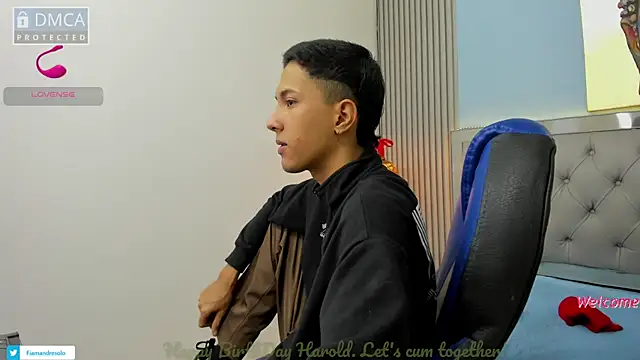 Snapshot of HarolddXL chatting on January 6, 1:04 pm HarolddXL online show from January 6, 1:04 pm