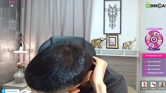 HarolddXL online show from April 4, 1:50 pm