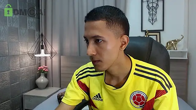 HarolddXL online show from April 8, 2:18 pm