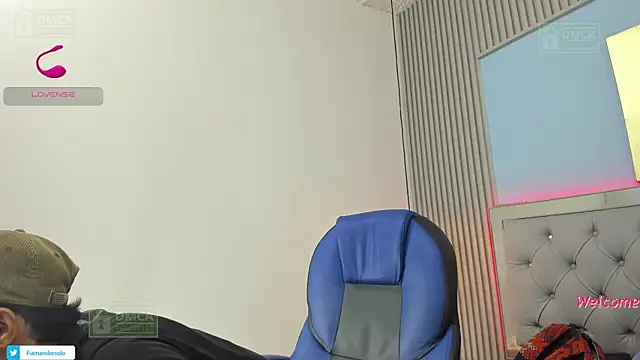 Snapshot of HarolddXL chatting on December 16, 1:04 pm HarolddXL online show from December 16, 1:04 pm