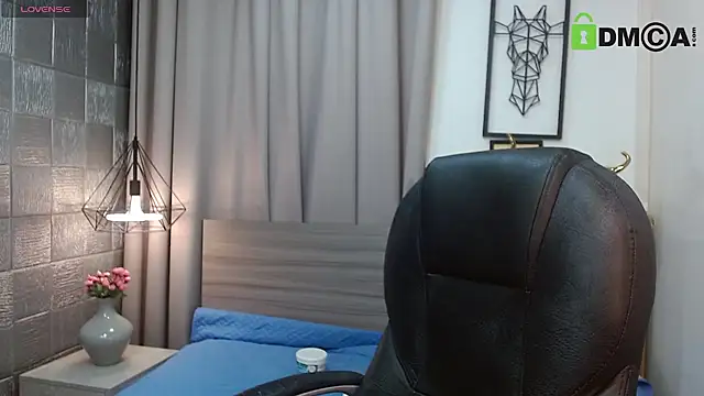 HarolddXL online show from April 15, 1:26 pm