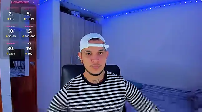 austinoficial online show from February 20, 9:31 pm