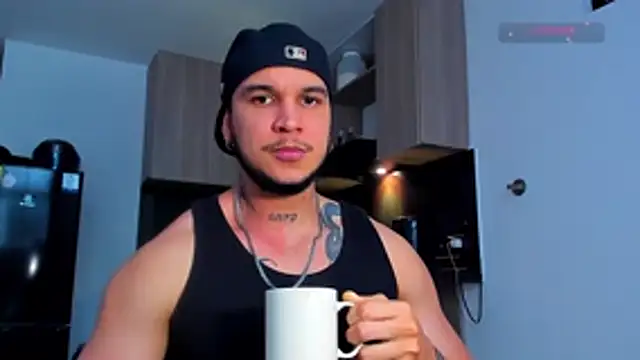 austinoficial online show from April 5, 9:21 pm