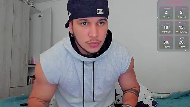 austinoficial online show from November 30, 7:14 pm