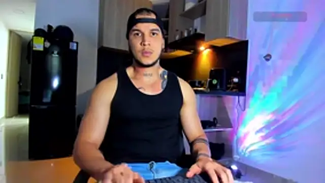 austinoficial online show from March 22, 12:03 am