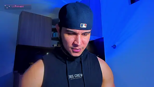 austinoficial online show from May 9, 12:03 am