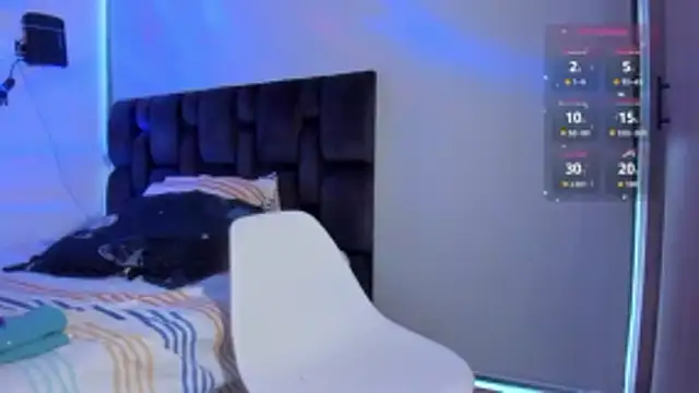 austinoficial online show from February 25, 9:36 pm