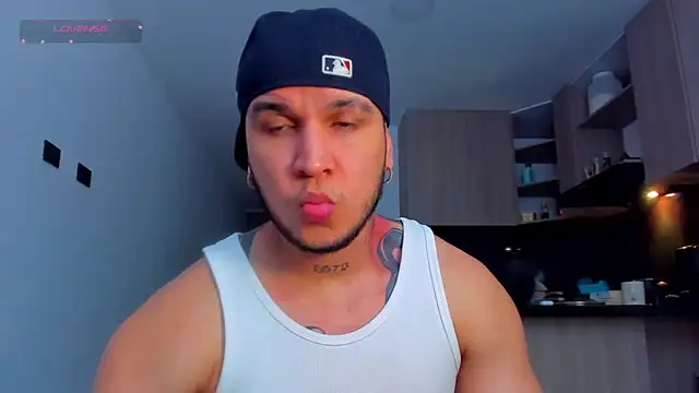 austinoficial online show from May 27, 8:49 pm