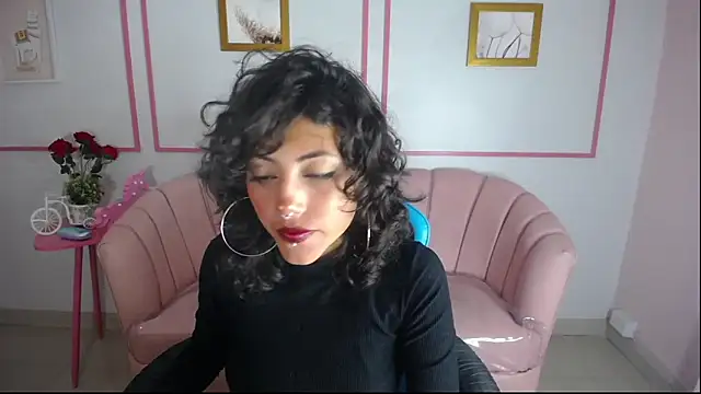 zoe ch  online show from March 18, 9:43 pm