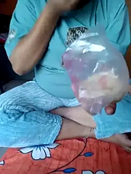 Snapshot of rameshjisex chatting on November 16, 2:05 am rameshjisex online show from November 16, 2:05 am