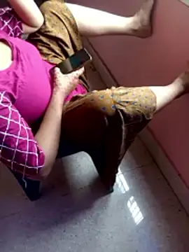 Snapshot of rameshjisex chatting on November 1, 7:24 am rameshjisex online show from November 1, 7:24 am