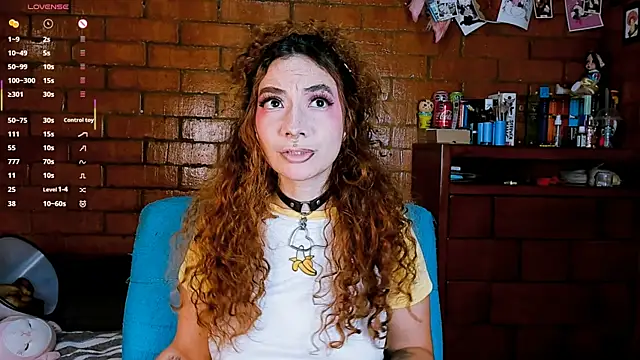 Annycolin  online show from May 14, 9:45 pm