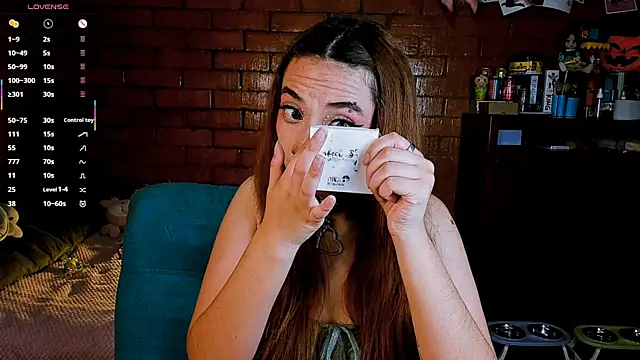 Annycolin  online show from March 18, 9:37 pm