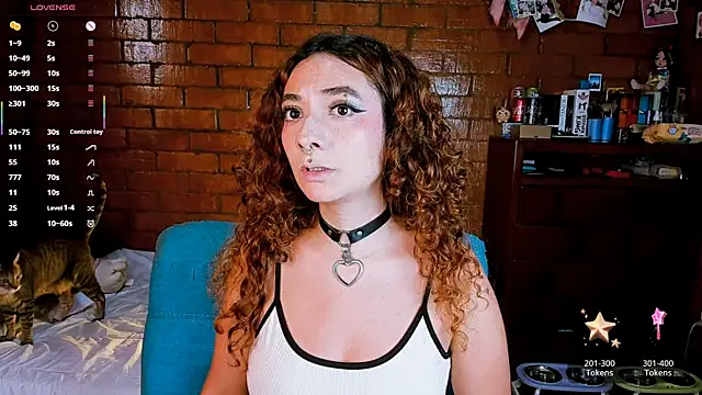 Annycolin  online show from April 14, 9:42 pm