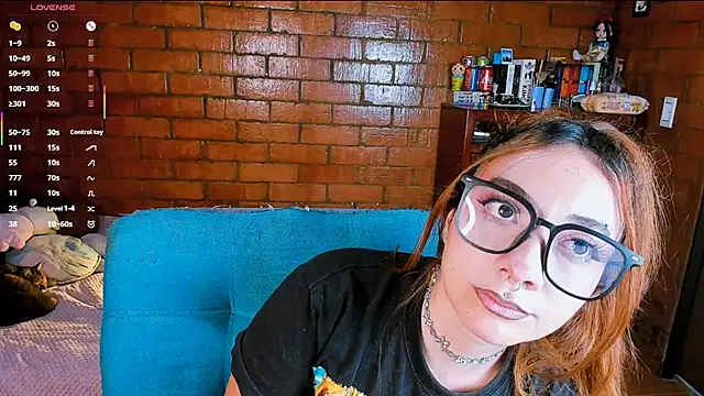 Annycolin  online show from April 10, 10:17 pm