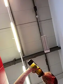 Snapshot of Black_sweet_Rose chatting on February 13, 10:34 am Black sweet Rose online show from February 13, 10:34 am