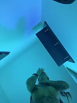 Snapshot of Black_sweet_Rose chatting on February 1, 6:51 pm Black sweet Rose online show from February 1, 6:51 pm