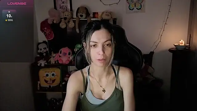 Snapshot of Princezzlove3 chatting on November 15, 2:10 pm Princezzlove3 online show from November 15, 2:10 pm