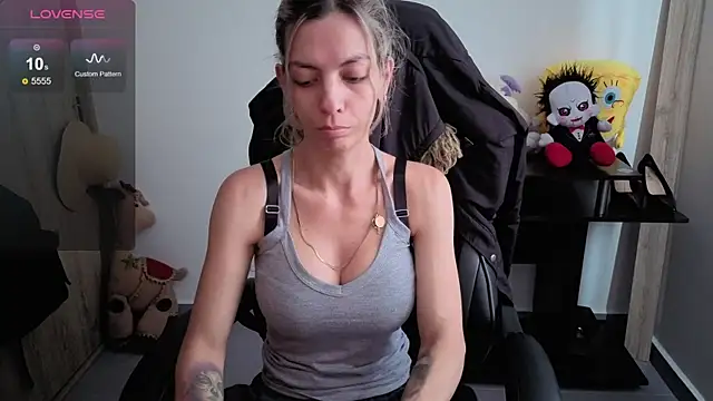 Princezzlove3 online show from March 23, 2:50 pm